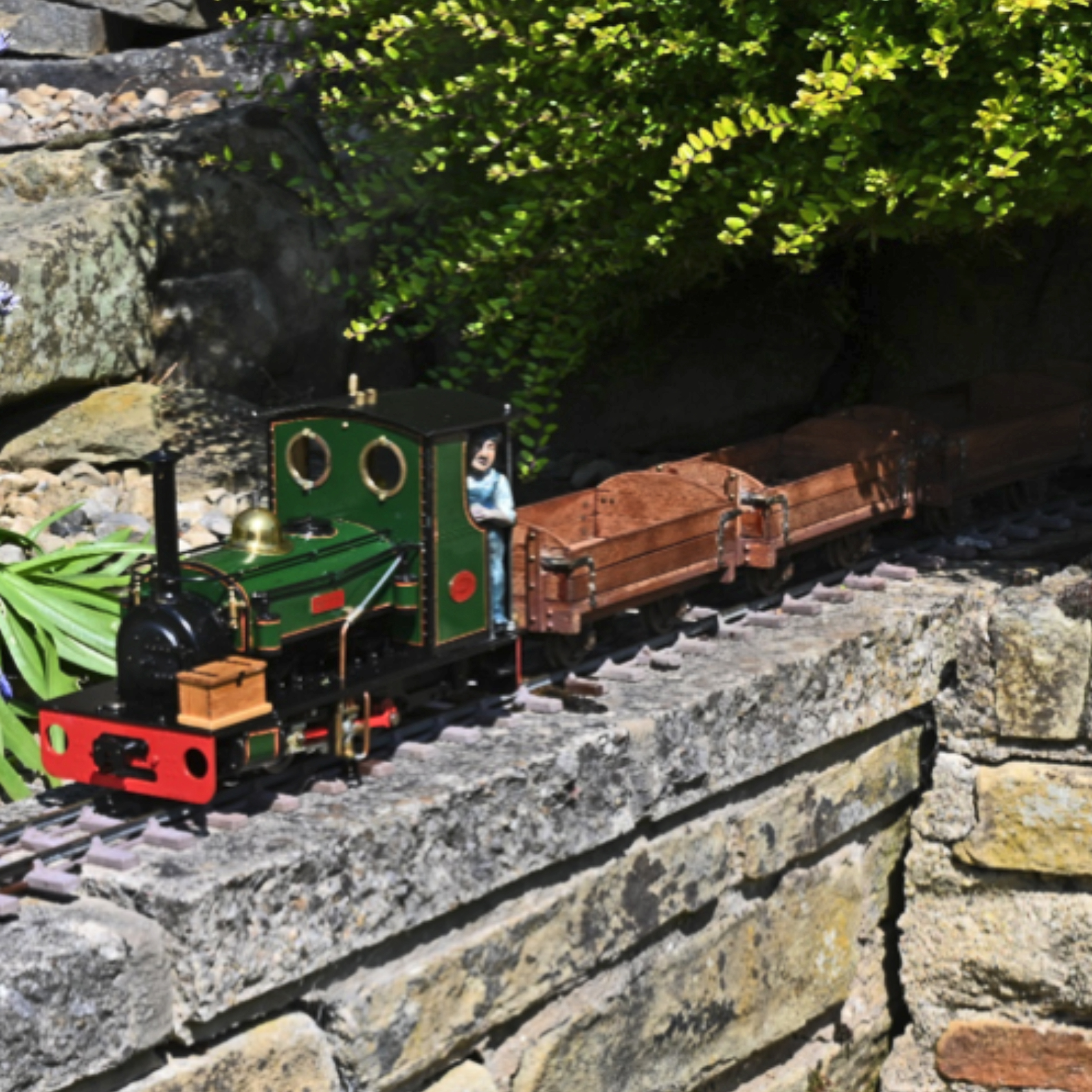 Garden Railway show at Barrow Hill Roundhouse